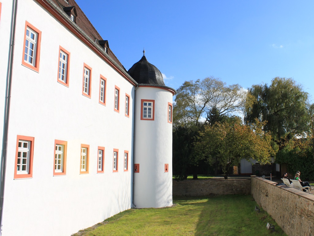 18-Schloss-Heusenstamm.JPG